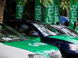 Grab dan Uber Bersatu Melawan Go-Jek