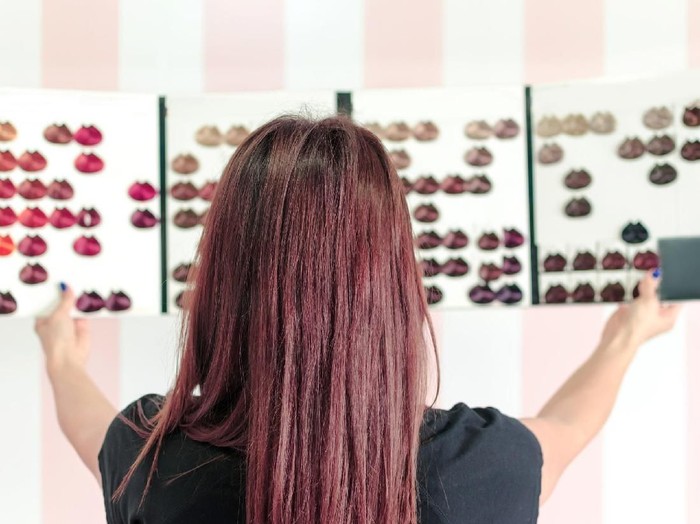 Ilustrasi cat rambut. Foto: Thinkstock Ilustrasi cat rambut. Foto: Thinkstock