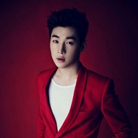 Selama hidupnya, Henry Super Junior mengaku kalau ia baru berpacaran sekali dengan seorang wanita di Kanada. Hubungan asmara yang dijalin selama tujuh tahun itu harus kandas karena sang kekasih berselingkuh dengan sahabatnya sendiri. Ngenes! Foto: istimewa