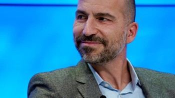 Dara Khosrowshahi awalnya membantah Uber kawasan Asia Tenggara akan dicaplok Grab. Tapi akhirnya terjadi dengan pertimbangan Uber akan lebih fokus di pasar kawasan lain.CEO Uber Foto: Reuters
