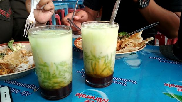 Es dawet sagu untuk menghilangkan pedas. (Foto: Erliana Riady)