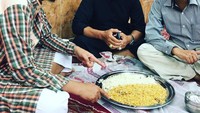 Abu Hamzah kini ditahan pihak kepolisian karena kasus penggelapan uang jemaah umrah. Tak tanggung-tanggung, ada 86.720 jemaah yang batal berangkat. (Foto: instagram @abuhamzah12)