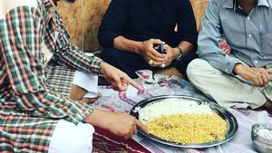 Tilap Uang Jemaah Umrah Rp 1,8 T, Begini Gaya Makan Abu Hamzah