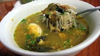 Kalau mau makan soto ayam atau soto daging khas Surabaya coba sambangi Soto Gubeng Surabaya di Juanda, Jakarta Pusat. Kuahnya segar dan kabarnya rasa soto ini persis di kota asalnya, Surabaya. Foto: Istimewa