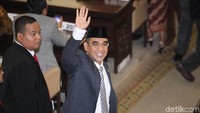 Ahmad Muzani kini duduk di jajaran pimpinan MPR. Revisi UU MD3 membuat susunan pimpinan MPR bertambah.