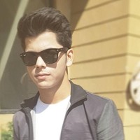 Berkat perannya di drama itu, ia menerima berbagai pujian dan memenangkan penghargaan seperti Zee Gold Award kategori Best Actor Debut - Male, Indian Television Academy Award untuk Desh Ka Ladla Foto: Instagram