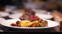 Dalam beberapa tahun terakhir, Prairie Cherry hampir ada di tiap menu di seluruh provinsi. Kandungan gulanya tinggi dan mengandung antioksidan. Ceri ini mempertahankan rasa dan warnanya bahkan ketika dimasak pada suhu tinggi (BBC Travel)