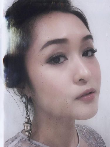 Katarina Aie, Dari Influencer Hingga Bisnis Kosmetik