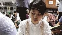 Bukan hanya makin ganteng, Gavin juga ternyata pintar mengaji. Foto: Dok. Instagram/gavdaffa