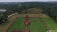 Arealnya melingkupi kompleks Candi Bahal I, Bahal II dan Bahal III. Candi Bahal hanya merupakan bagian dari candi-candi Padanglawas antara lain Candi Pulo, Candi Barumun, Candi Singkilon, Candi Sipamutung, Candi Aloban, Candi Rondaman Dolok, Candi Bara, Candi Magaledang, Candi Sitopayan dan Candi Nagasaribu (Okta Marfianto/detikTravel)