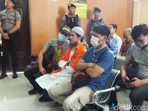 Teroris Samarinda Belajar Rakit Bom untuk Perang Akhir Zaman