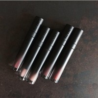 Katarina Aie, influencer dan pengusaha cantik Indonesia merilis produk kosmetik Kaie Beauty. Kaie Beauty merilis Dalam koleksi lipstiknya tersebut terdiri dari satu lip gloss dan empat lip mousse. Produk lipstik berbalut tabung hitam itu tampak elegan sehingga dilirik pecinta kosmetik di 2018.  Foto: dok. Instagram