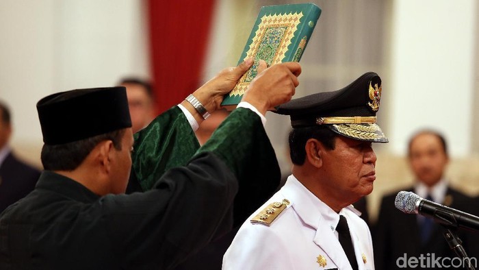 Isdianto dilantik menjadi Wakil Gubernur Kepulauan Riau sisa masa jabatan 2016-2021. Pelantikan dilakukan oleh Presiden Jokowi di Istana Negara, Jakarta, Selasa (27/3/2018).