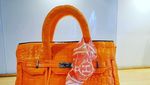 Keren! Desainer Ini Bikin Tas Hermes dan Jam Tangan Rolex dari Kue