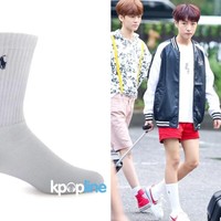 Renjun NCT memiliki koleksi kaus kaki putih dari Ralph Lauren seharga US$ 30 atau sekitar Rp 400 ribu. Foto: Istimewa