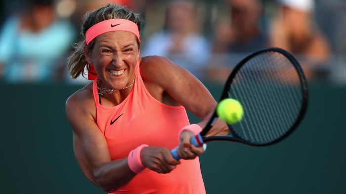 Victoria Azarenka mengalahkan Agnieszka Radwanska untuk lolos ke perempatfinal Miami Masters (Foto: Clive Brunskill/Getty Images) Victoria Azarenka mengalahkan Agnieszka Radwanska untuk lolos ke perempatfinal Miami Masters (Foto: Clive Brunskill/Getty Images)