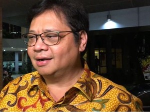 Ketum Golkar Ungkap Sinyal Demokrat Merapat ke Jokowi