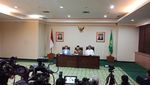 Berita Heboh: Ojol Ketemu Jokowi Hingga Kandidat Cawapres Prabowo