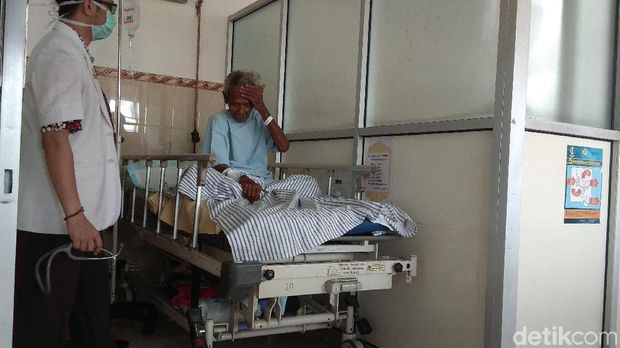 Seorang Diri di Surabaya, Begini Pengakuan Askan soal Keluarganya