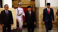 Wakil Presiden Jusuf Kalla (JK) hadir dalam acara tersebut.
