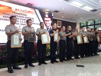 Kapolri beri penghargaan kepada Tim Gabungan Pengungkapan 1,6 Ton sabu 