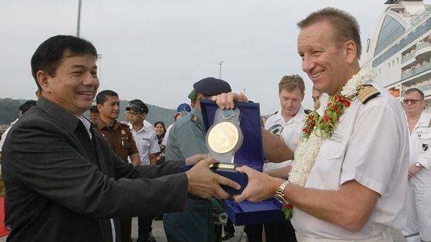 Kapten Kapal Pesiar Seabourn Encore Puji Keindahan Sabang