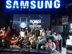 Demi Galaxy S9+ Mereka Rela Ditimpuk Bantal