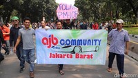 Aliando sebelumnya menyatakan akan terus berdemo sampai Kemenhub mencabut Permenhub Nomor 108/2017. Alasannya, aturan tersebut membuat mereka tidak mandiri.