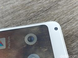 Unboxing Mi Mix 2S, Si Cantik yang Menantang iPhone X