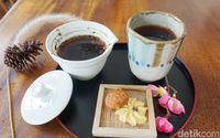 Semasa Di Kota Tua : Nikmatnya Semasa Indonesian Tea dan Ice Bluegrass yang Cantik