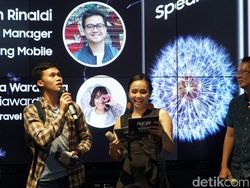 Demi Galaxy S9+ Mereka Rela Ditimpuk Bantal
