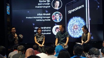 Hadir pembicara yang menambah keseruan serta pengetahuan tentang dunia fotografi. Yaitu Enche Tjin (Fotografer profesional), Cia Wardhana (Travel enthusiast), dan Irfan Rinaldi, Product Marketing Manager Samsung Mobile Indonesia. (Foto: detikINET/Achmad Rouzni Noor II)