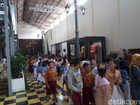 Pura Mangkunegaran Melawan, Jokowi Tetap Resmikan De Tjolomadoe?