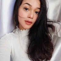 Perkenalkan sosok putri cantik Master Limbad ini bernama Cecilia Gina. Foto: Instagram/cecillimbad