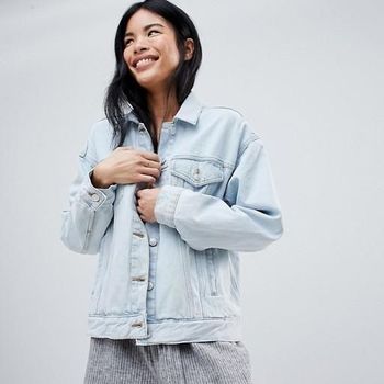 Baju Hingga Sepatu yang Simpel Tapi Stylish untuk Liburan Akhir Pekan
