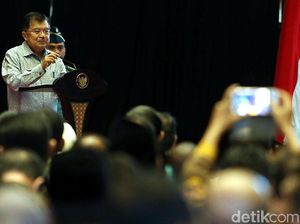 JK Buka Rapat Kerja Kepala Daerah