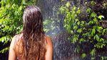 Mantan Model Playboy Suka Banget Air Terjun Bali yang Ini