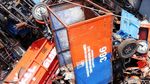Bangkai Truk Sampah Numpuk di Kantor Sudin LH Jakbar