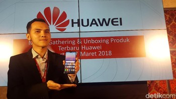 Huawei memilih untuk memboyong P20 Pro di Indonesia ketimbang seri P20. (Foto: detikINET/Muhamad Imron Rosyadi)