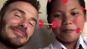 Siapa yang tidak histeris jika melihat postingan akrab antara Sripun dan Beckham seperti ini. (Foto: Instagram)