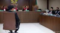 Yusril Ihza Mahendra menyebut cuitan Alfian Tanjung soal PKI merupakan bentuk kegelisahannya.