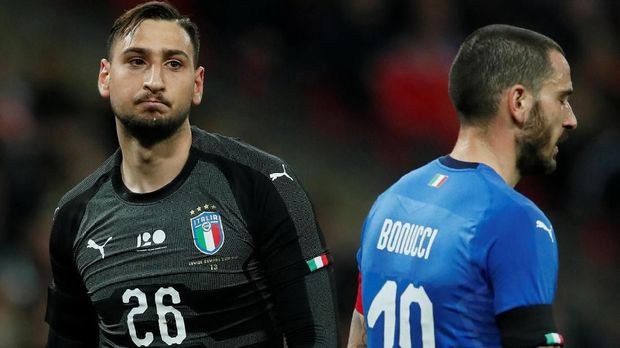 Gianluigi Donnarumma percaya Italia bisa melewati situasi sulit saat ini.