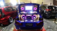 Begini penampakan diskotek berjalan di kontes Automotified (IAM) 2018 di Surabaya.