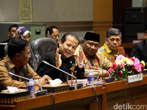 Taufik Kurniawan Lantik Wakil Ketua Komisi VI dan VIII dari Fraksi Golkar