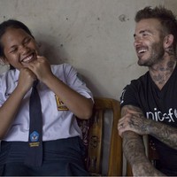 Selama di Indonesia, David Beckham melakukan kunjungan ke sejumlah kota, salah satunya Semarang. Kedatangan ayah empat anak itu ke Semarang, Selasa (27/3/2018), merupakan misinya sebagai duta UNICEF untuk kampanye #Endviolence. Foto: Instagram/@davidbeckham