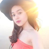 Ia merupakan anak kedua Limbad dari pernikahan istri pertamanya Susi Indrawati. Foto: Instagram/cecillimbad