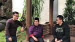 Mau Tahu Gimana Gaya Makan Wakil Ketua DPR Fahri Hamzah? Lihat di 10 Foto Ini
