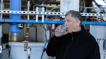 3. Pendiri Microsoft, Bill Gates, memiliki kekayaan senilai USD 92,9 miliar (Rp 1.302 triliun). Di usianya yang sudah menginjak 62 tahun, maka rata-rata ia berhasil meraup penghasilan sebanyak USD 4,1 juta (Rp 57,5 miliar) setiap hari. (Foto: Istimewa/Businessinsider.sg)