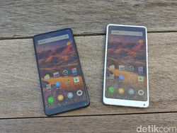 Unboxing Mi Mix 2S, Si Cantik yang Menantang iPhone X