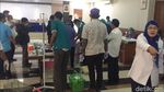 Foto: Petugas Medis Kebiri Puluhan Kucing Jantan di Jaktim
